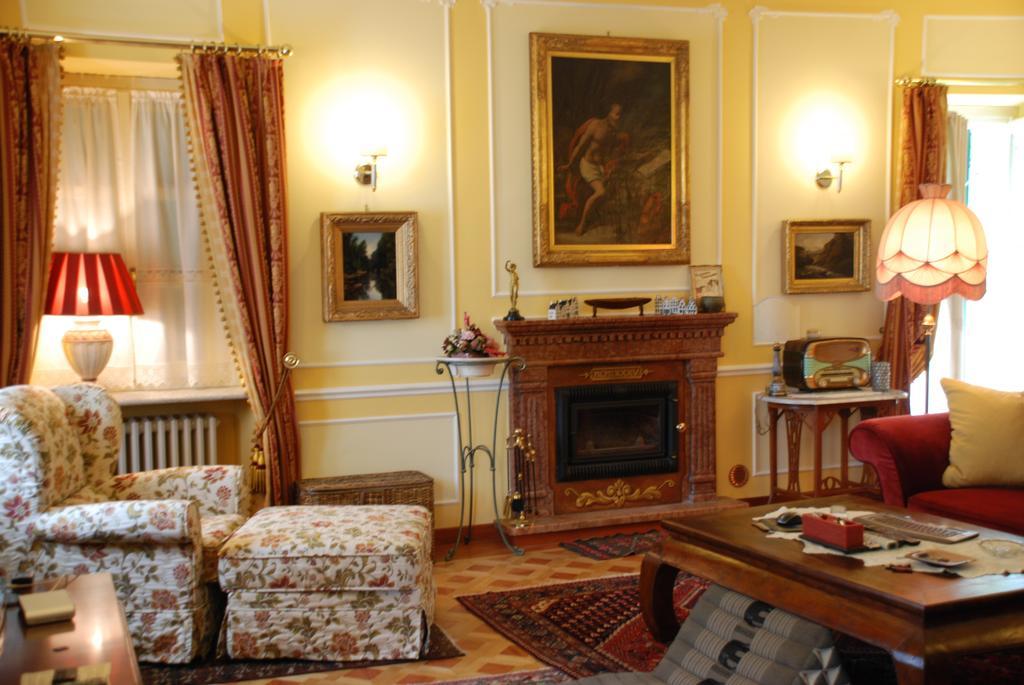 Villa Mirano Bed & Breakfast Piossasco ภายนอก รูปภาพ