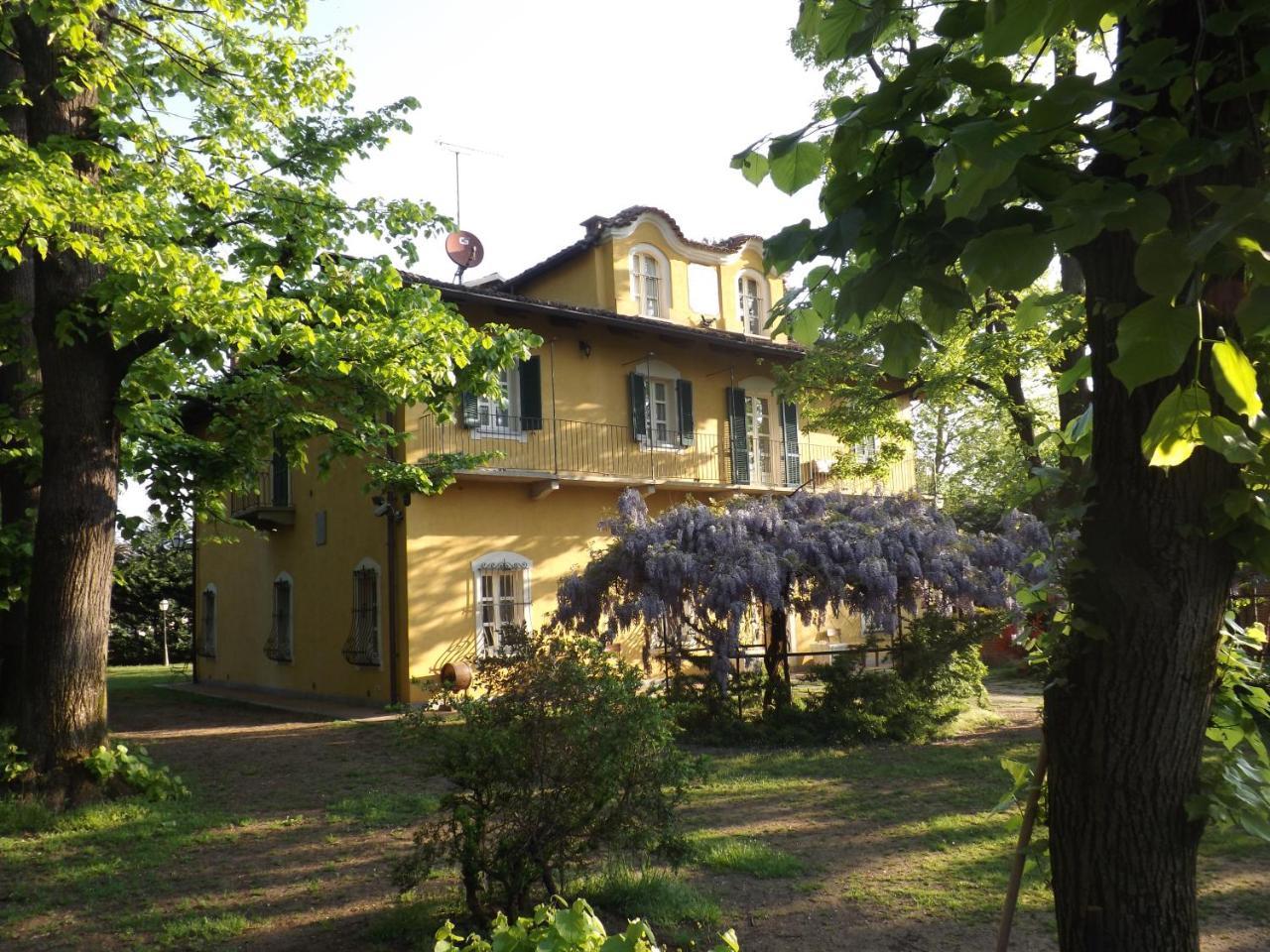 Villa Mirano Bed & Breakfast Piossasco ภายนอก รูปภาพ